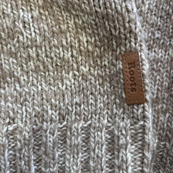 Roots women's oatmeal and white knit double breasted wool blend sweater size M - Picture 11 of 15